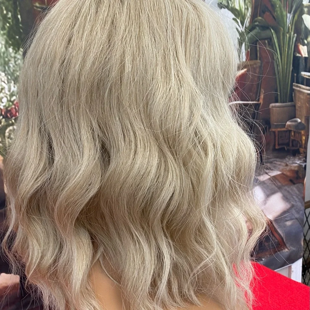 CLEARANCE Soft Light mixed blonde bob wig